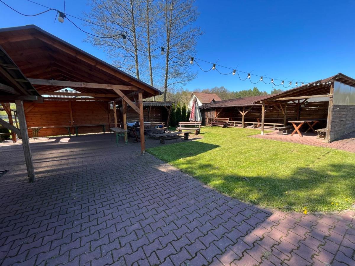 Stajnia Pod Debem Bed & Breakfast Starachowice Eksteriør bilde