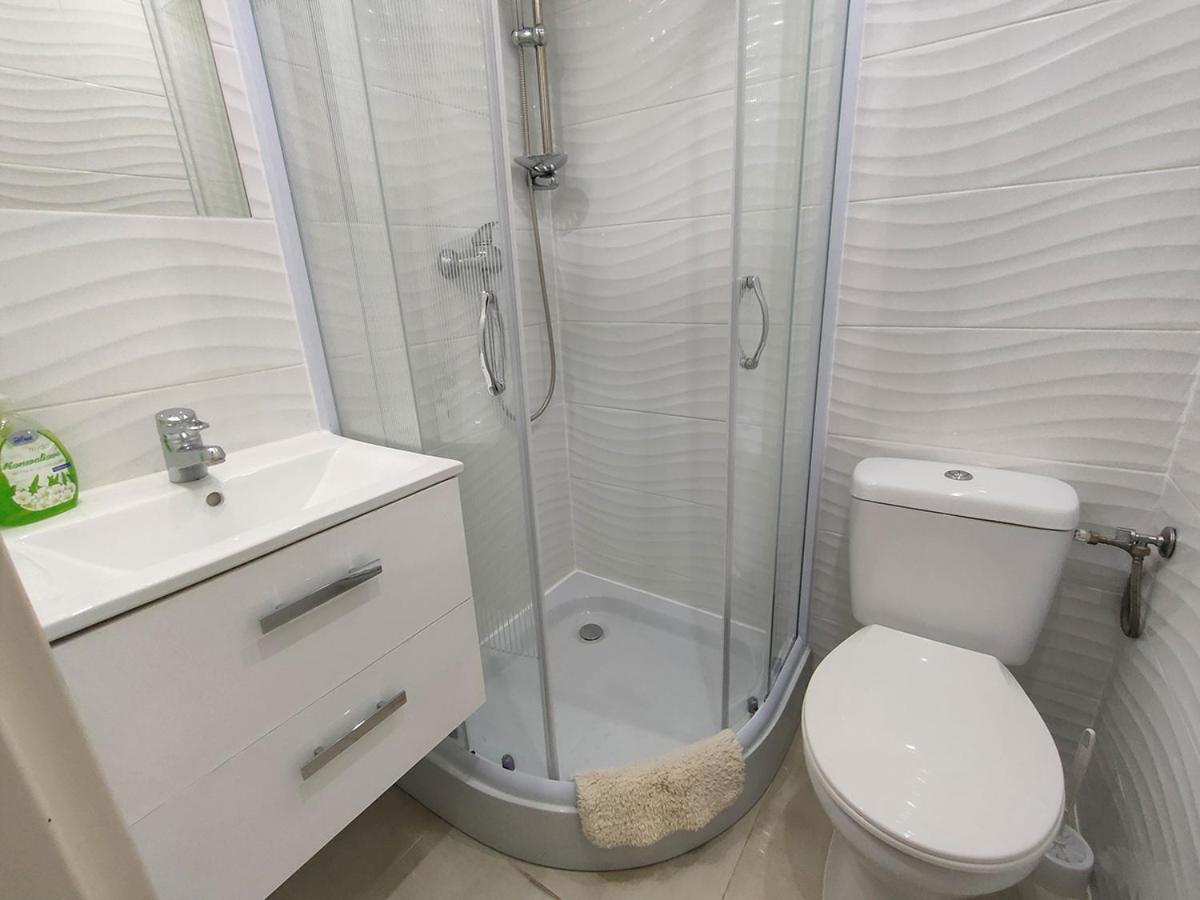 Stajnia Pod Debem Bed & Breakfast Starachowice Eksteriør bilde